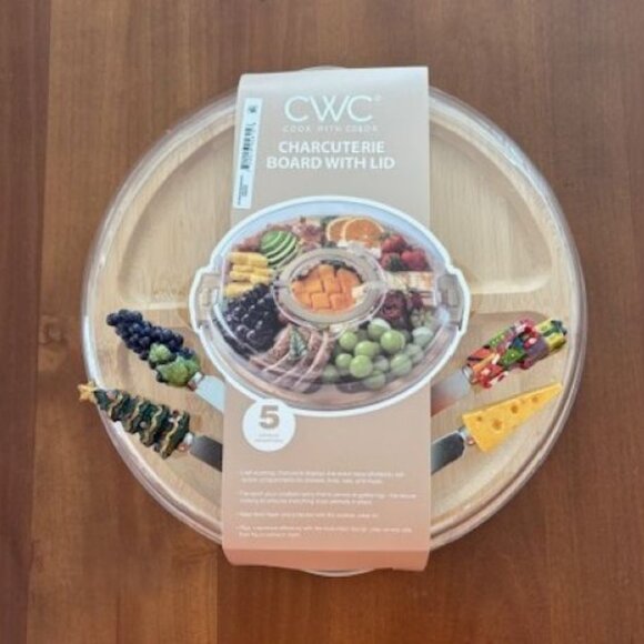 Round Charcuterie Board with Lid (5 Compartments) and (4) Festive Serving Knives - Picture 1 of 5